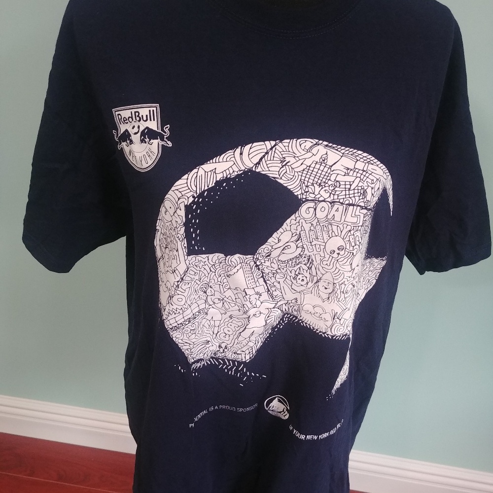 NY Red Bulls Soccer team T-shirt in blue - Size M